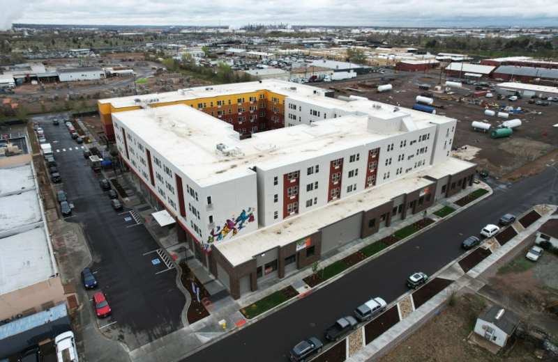 2022 aerial photo of Vina Apartments building